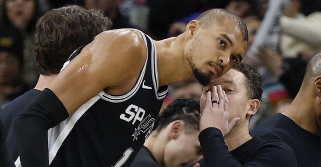 马刺主帅谈不敌鹈鹕：我们打得不够强硬 防守端出现了很多失误