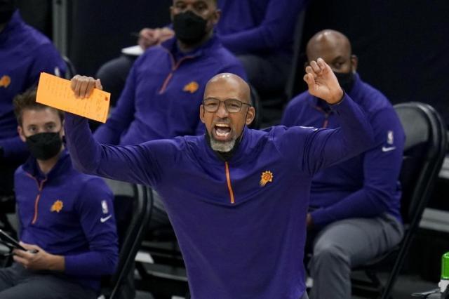 布帅抱怨罚球太少获回报 G3输球蒙蒂火速表达不满